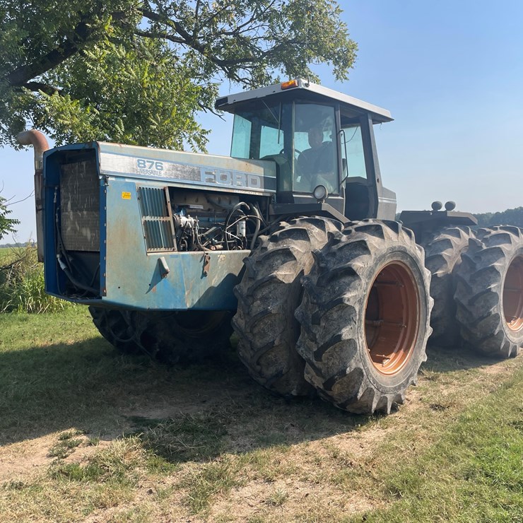 1991 VERSATILE 876