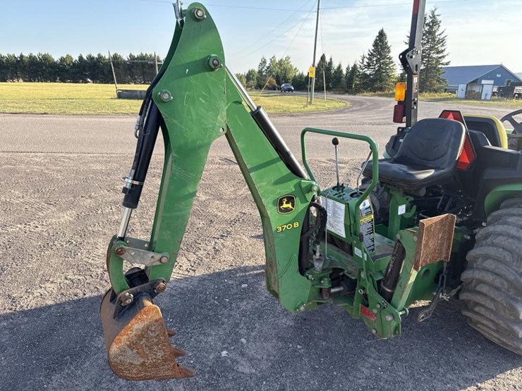 john-deere-3032e-image-21