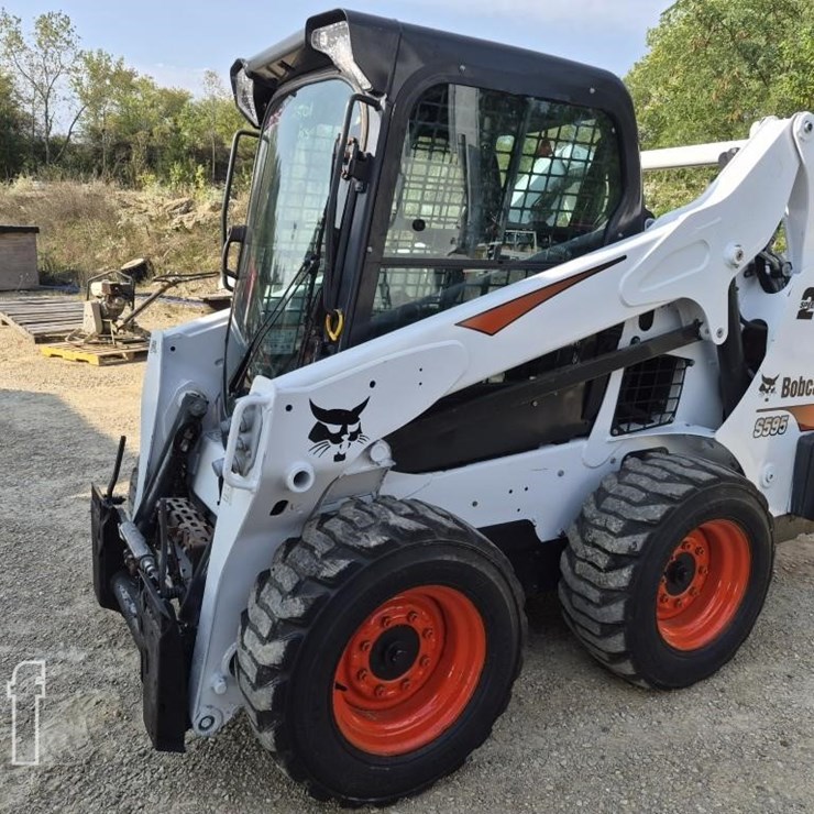2019 BOBCAT S595