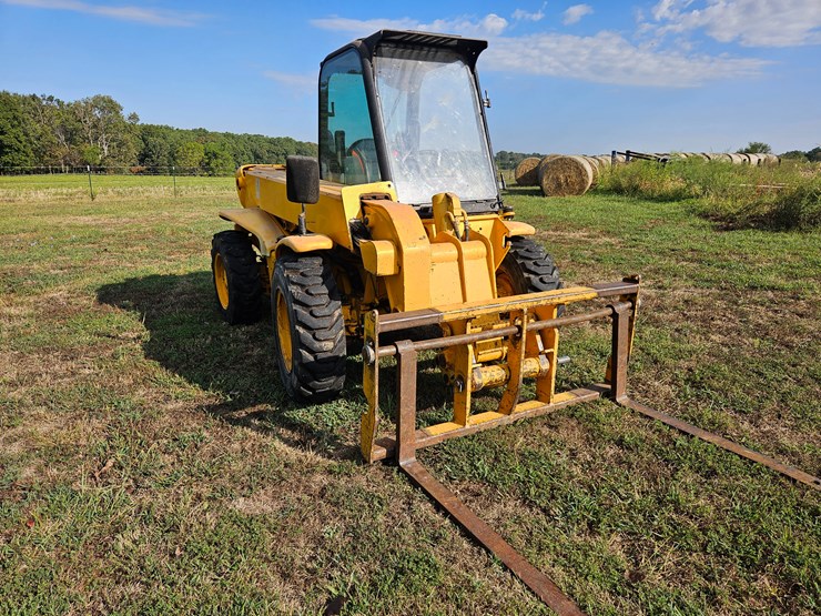 2001-jcb-520-image-21