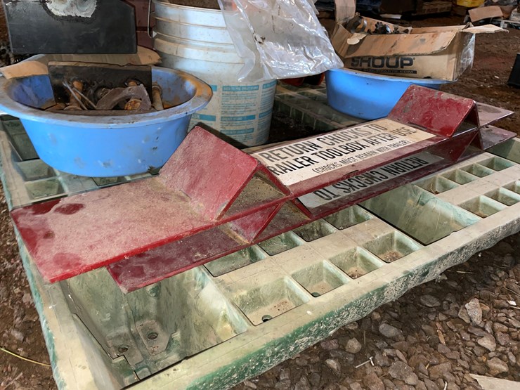 #7172-•-pallet-of-various-shop-items-image-22