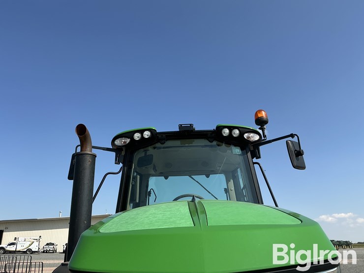 2022-john-deere-6155m-image-11