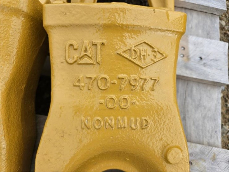 caterpillar-470-image-8