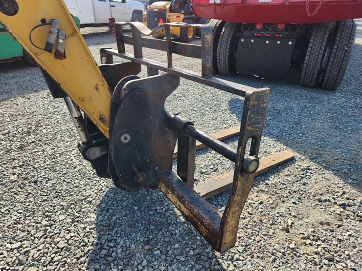 2008-caterpillar-943-image-12