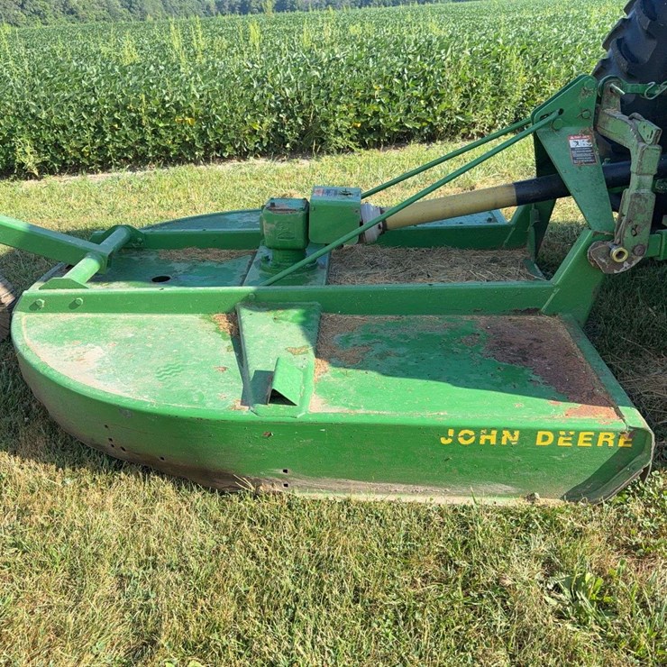 JOHN DEERE 709