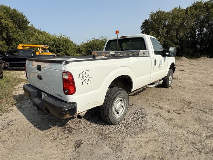 2013-ford-f350-image-3