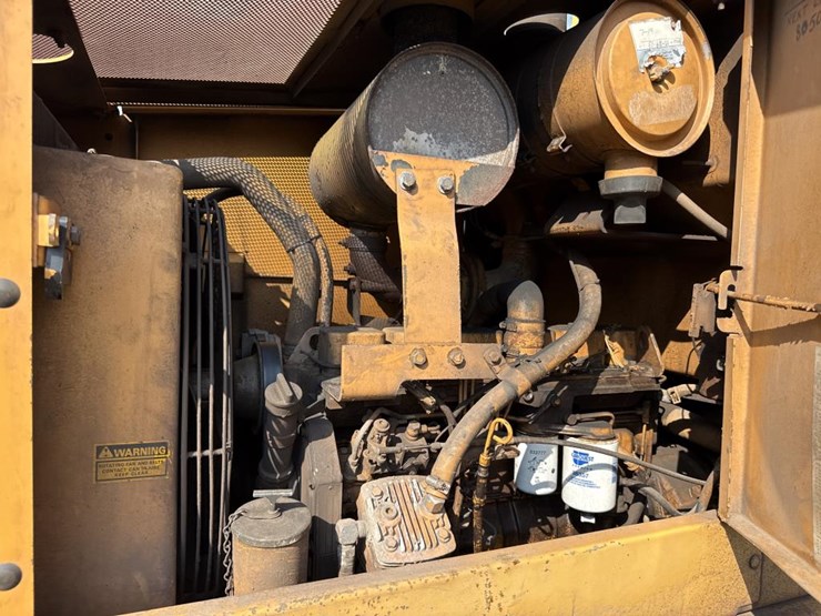 1990-case-621zf-image-26