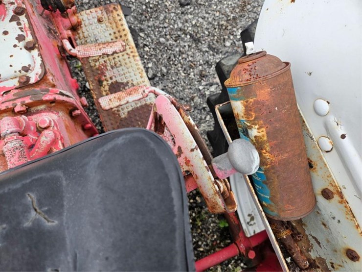 ford-tractor-image-16