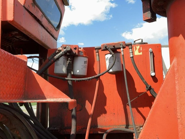 john-deere-12-image-26