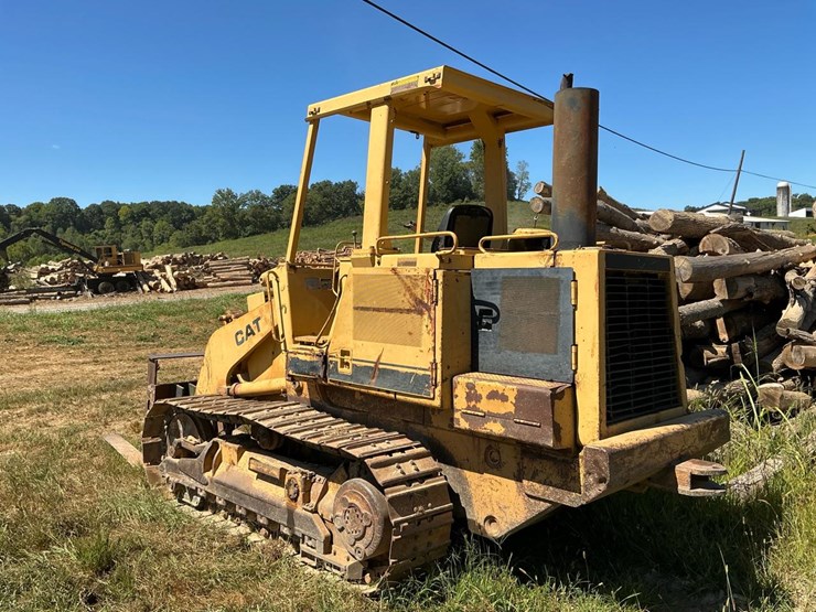 caterpillar-943-image-3