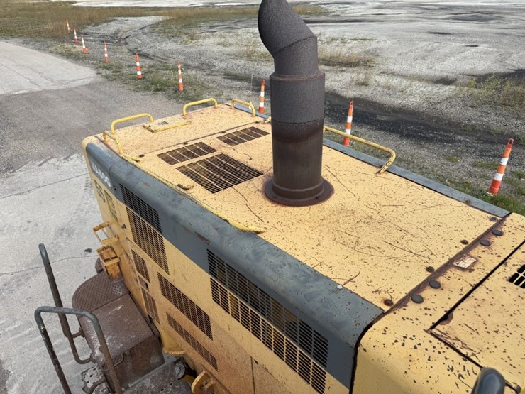 komatsu-wa600-image-73