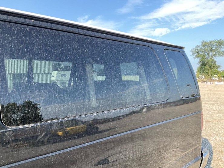 2000-ford-e350-image-20