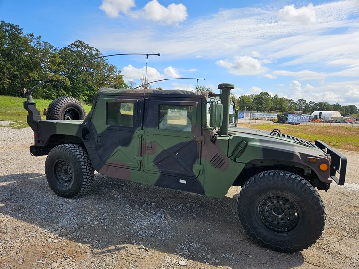 1989-am-general-m998-image-18