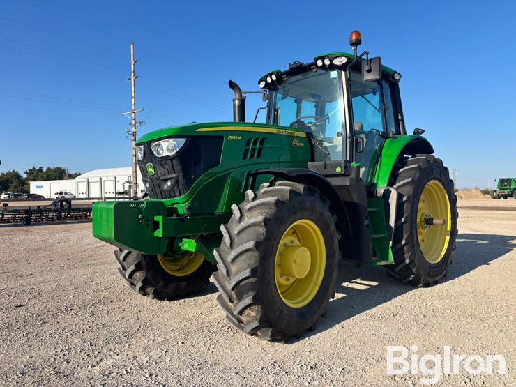 2022-john-deere-6155m-image-1