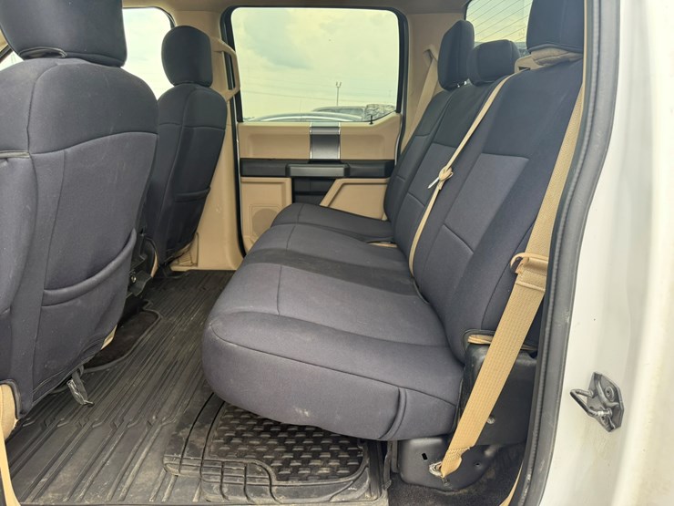 2018-ford-f150-image-36