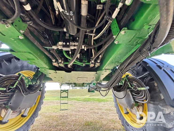 2019-john-deere-r4045-image-74