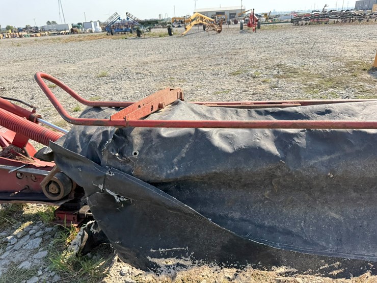 new-holland-617-image-10