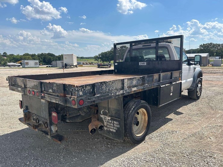 2008-ford-f550-image-3