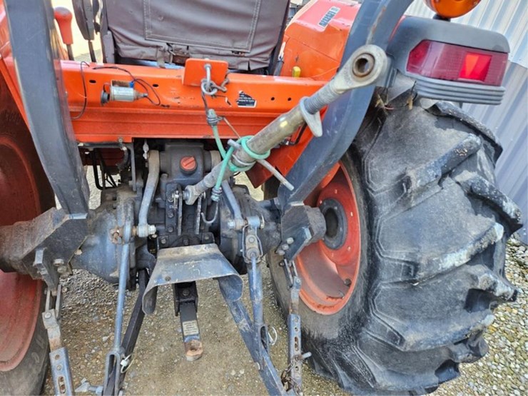 kubota-l3710-image-16