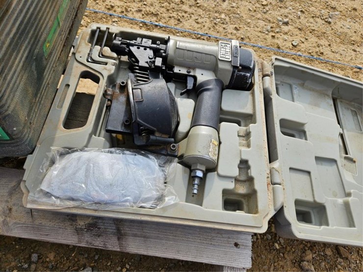 john-deere-12-image-4