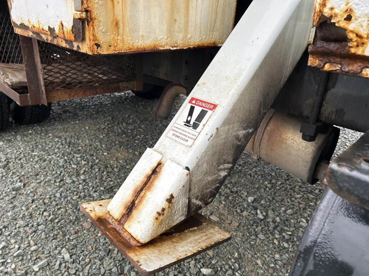 2002-international-durastar-4300-image-41