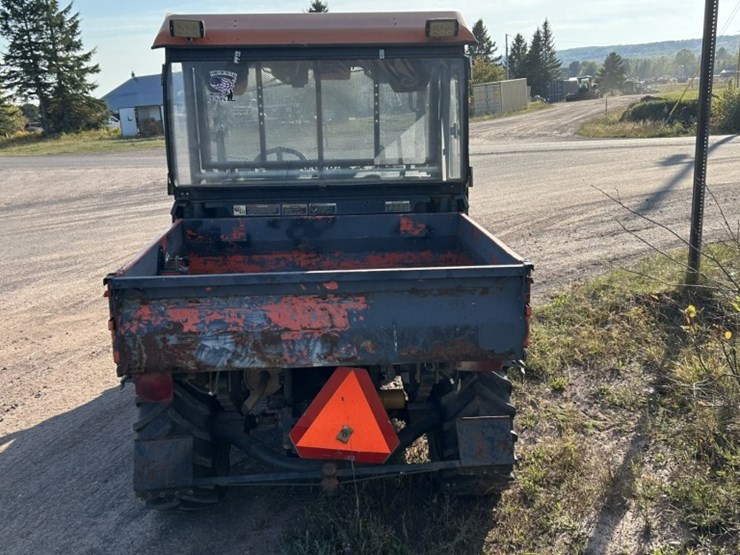 kubota-rtv900-image-4