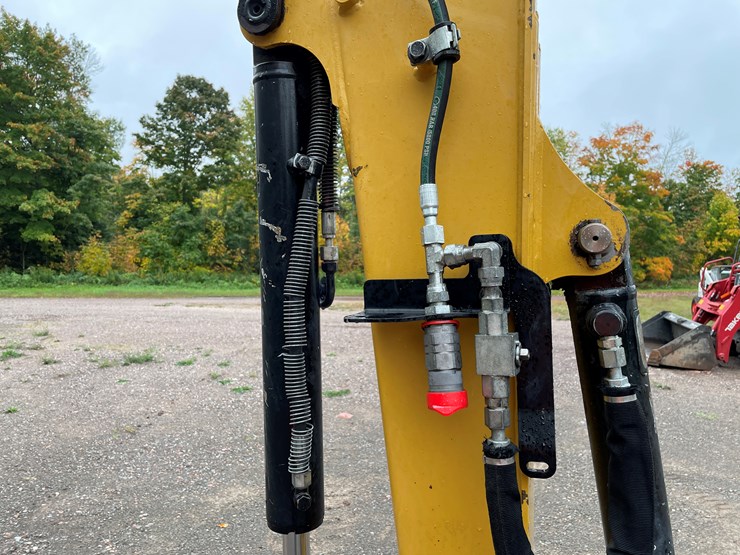 2019-caterpillar-303.5e2-cr-image-14