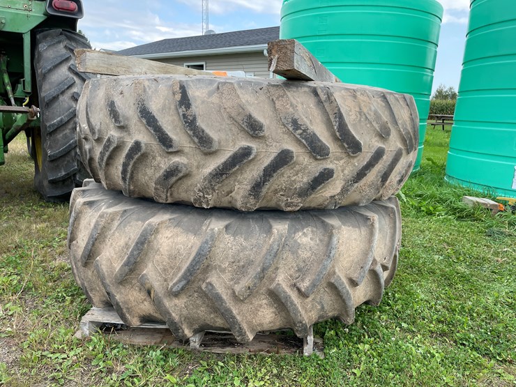 #7118-•-set-of-18.4-r38-bolt-on-dual-tractor-tires-image-13