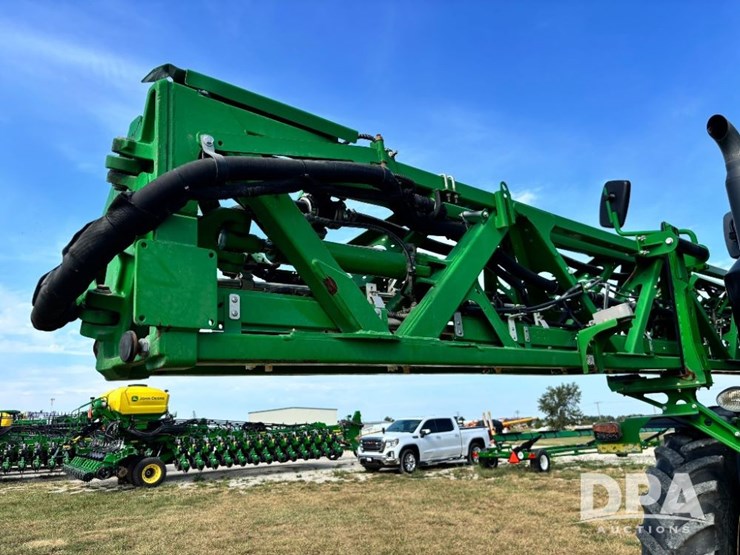 2019-john-deere-r4045-image-120