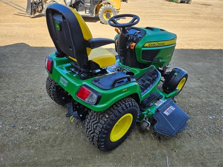 john-deere-x738-image-5