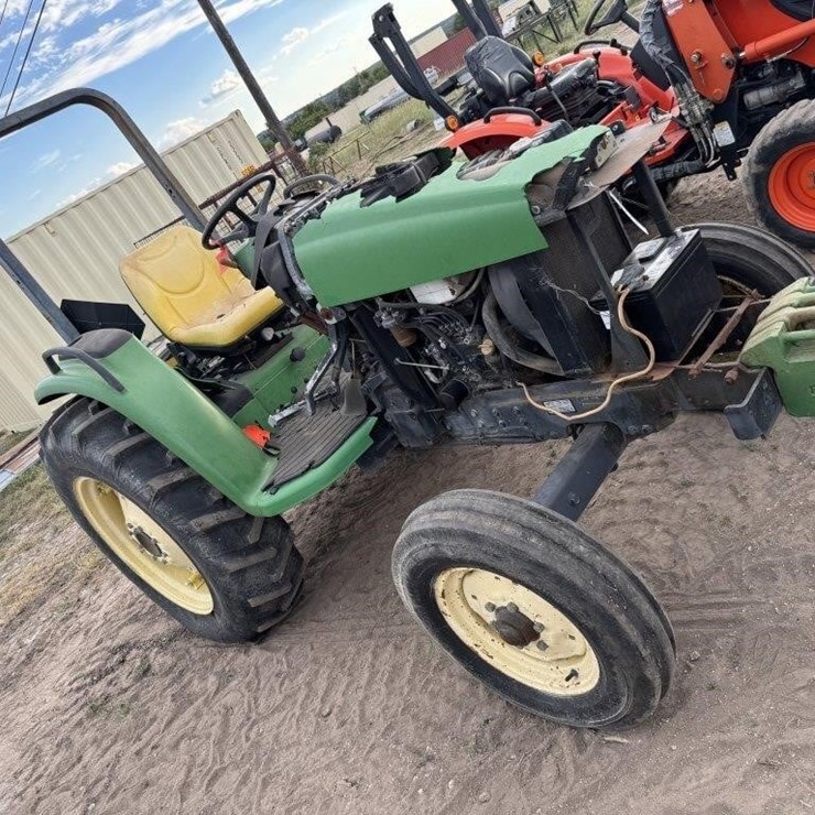 JOHN DEERE 4600