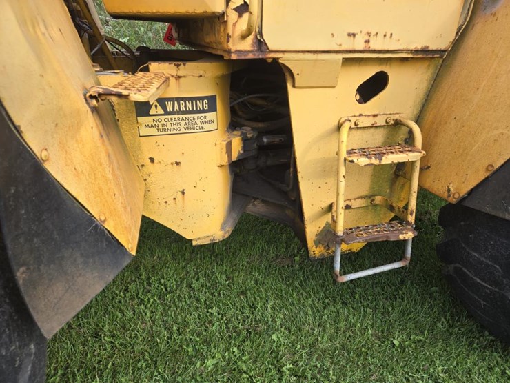 massey-ferguson-55c-image-24