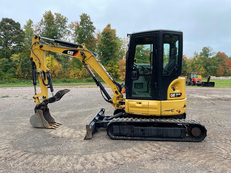 2019-caterpillar-303.5e2-cr-image-9