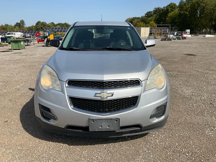 2010-chevrolet-equinox-ls-image-8