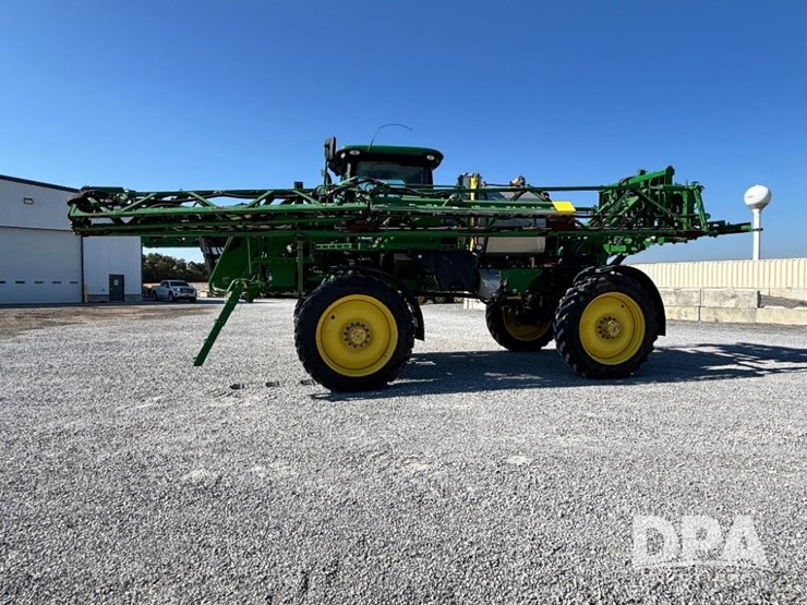 2014-john-deere-r4038-image-21