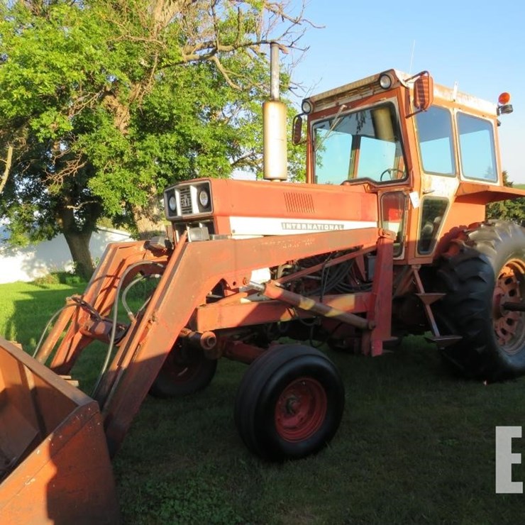 INTERNATIONAL 966