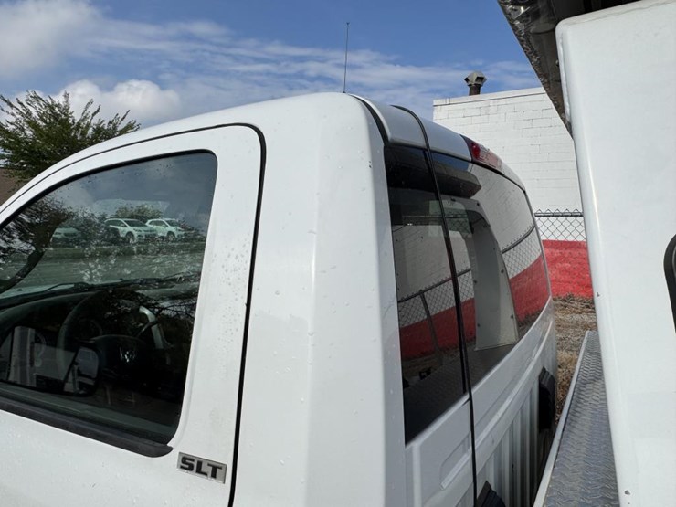 2017-ram-5500-slt-image-12