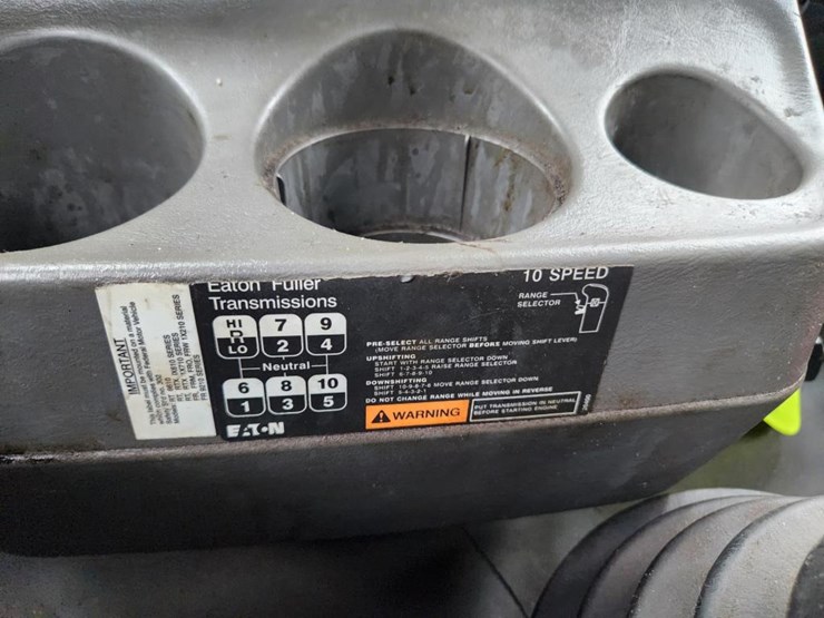 2011-international-prostar-image-50