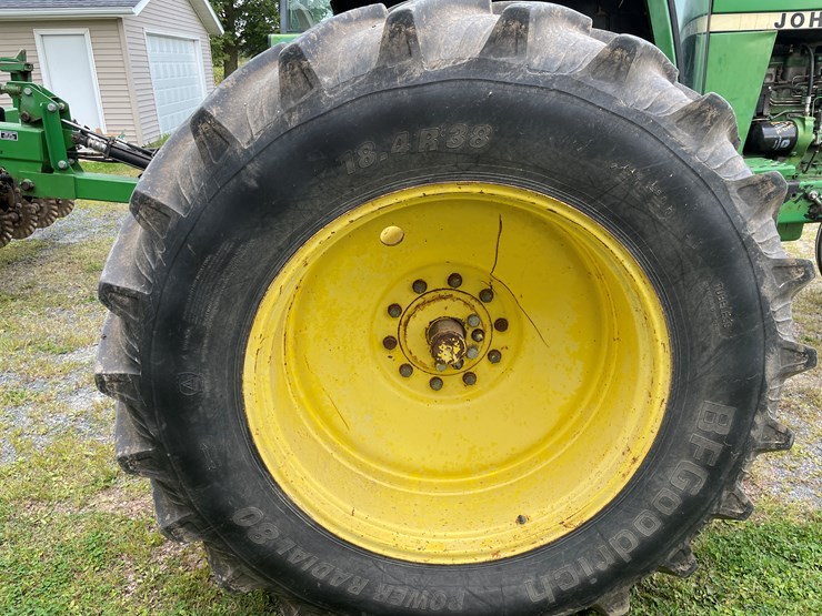 john-deere-4640-image-29