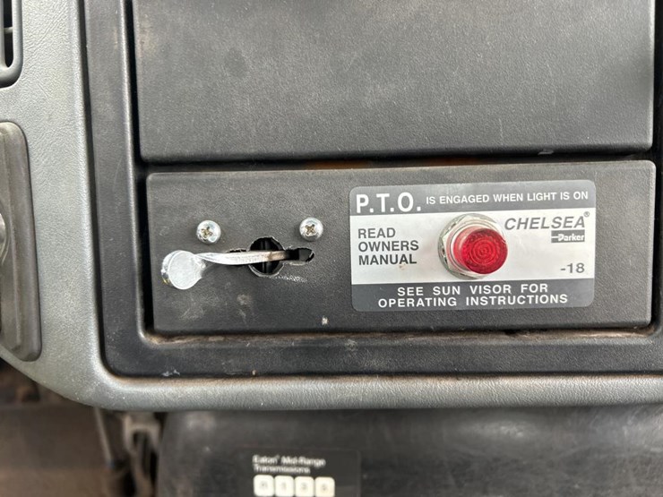 2002-international-4300-image-71