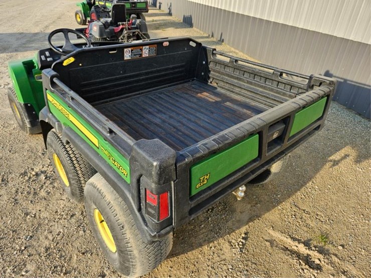 john-deere-gator-image-10