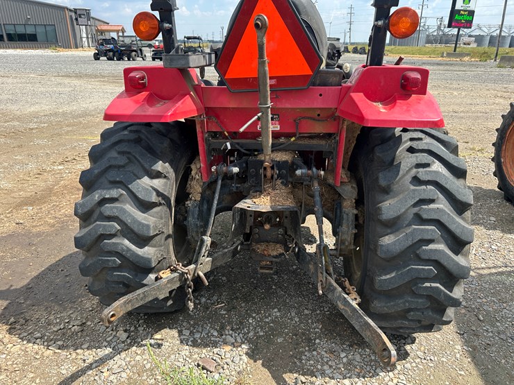 mahindra-1626-image-16