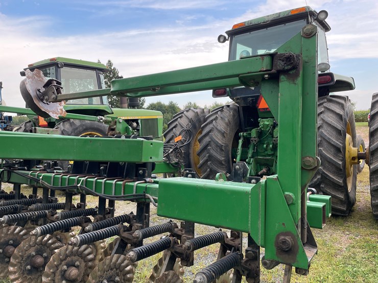 #7102-•-great-plains-grain-drill-no-till-drill-image-14