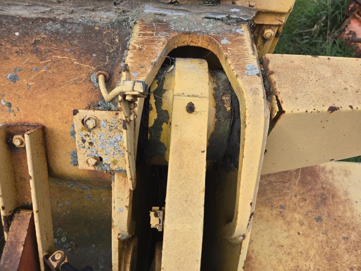 massey-ferguson-55c-image-19