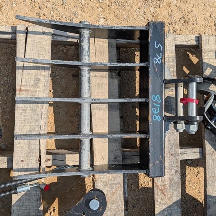 MINI EXCAVATOR RAKE ATTACHMENT