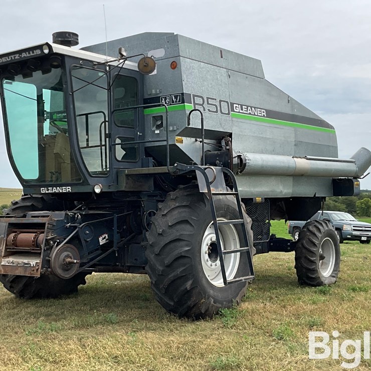 1988 GLEANER R50