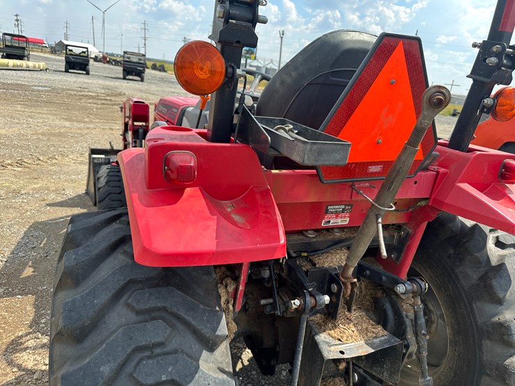 mahindra-1626-image-19