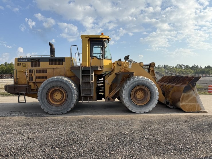 komatsu-wa600-image-5
