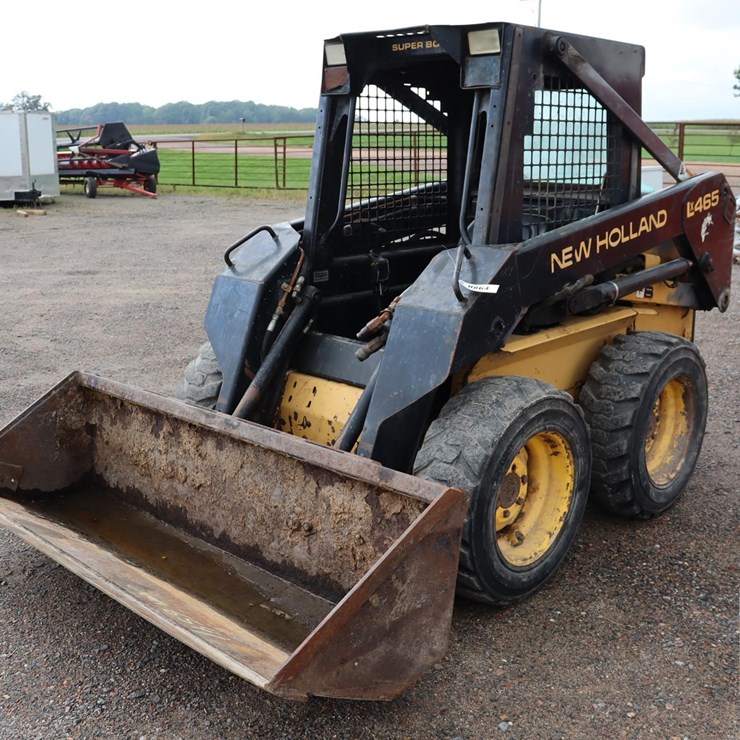 NEW HOLLAND L465