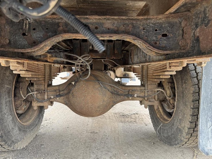 2003-ford-f650-image-33